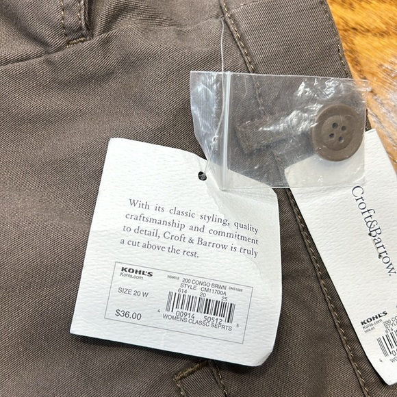 Croft & Barrow brown capris. Fabric is cotton and spandex. Size 20W. - Picture 7 of 12